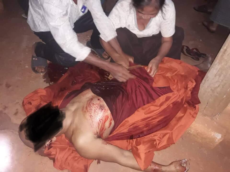 လားရှိုးမြို့နယ် ခေးနင်းကျောင်းထိုင်ဆရာတော် သေနတ်ပစ်ခံရပြီး ပျံလွန်တော်မူ 
