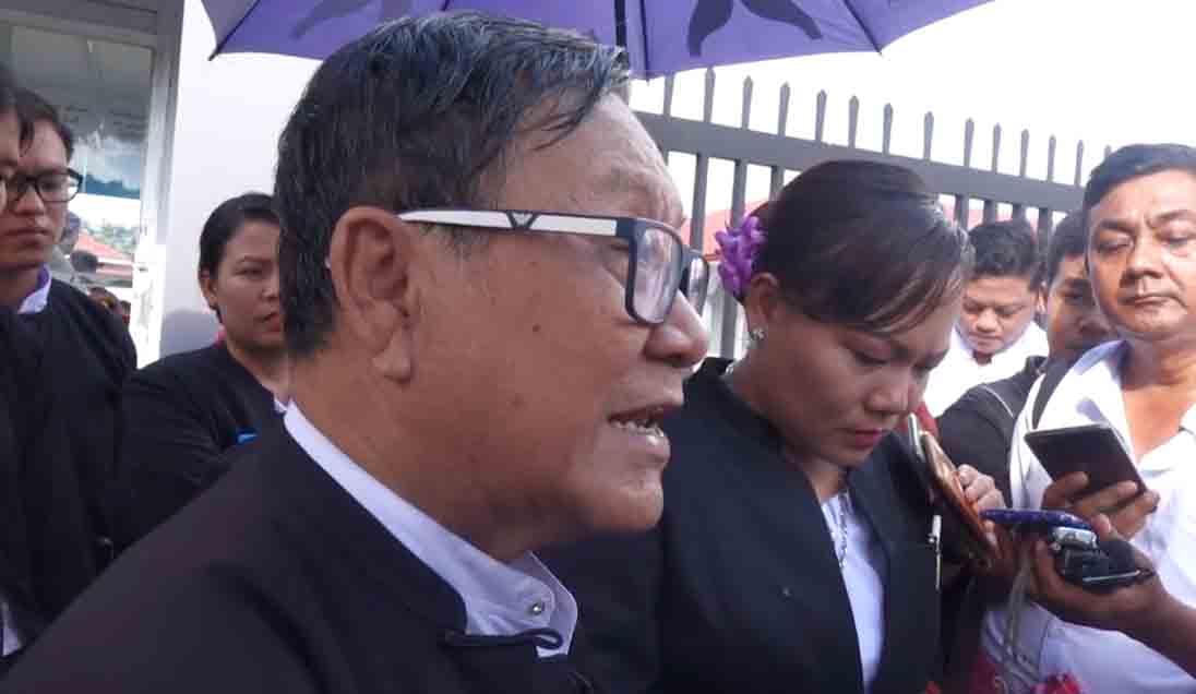 ဒေါ်ဥမ္မာလှိုင်၏ ပြောဆိုမှုကသာ ကလေးများအပေါ် ထိခိုက်နစ်နာစေဟု ရှေ့နေပြော