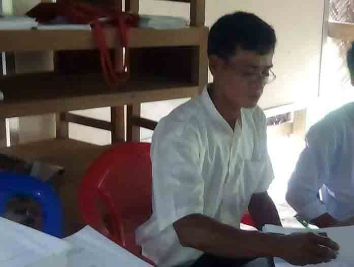 ဘူးသီးတောင်တွင် ကျောင်းဆရာ ၁ ဦးနှင့် အုပ်ချုပ်ရေးမှူး ၂ ဦးကို အေအေဖမ်းဆီးသွားဟု တပ်မတော် ပြော