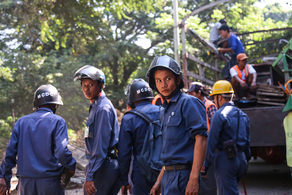 အမရပူရမြို့နယ် ကျူးကျော်အိမ်‌ခြေ ၁၀၀ ကျော်ကို မန်းစည်ပင် ဖယ်ရှား