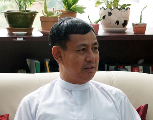 ကိုယ့္ကုိ လာမပစ္ရင္ ဘာမွ တိုက္ခုိက္စရာအေၾကာင္းမ႐ွိဘူး