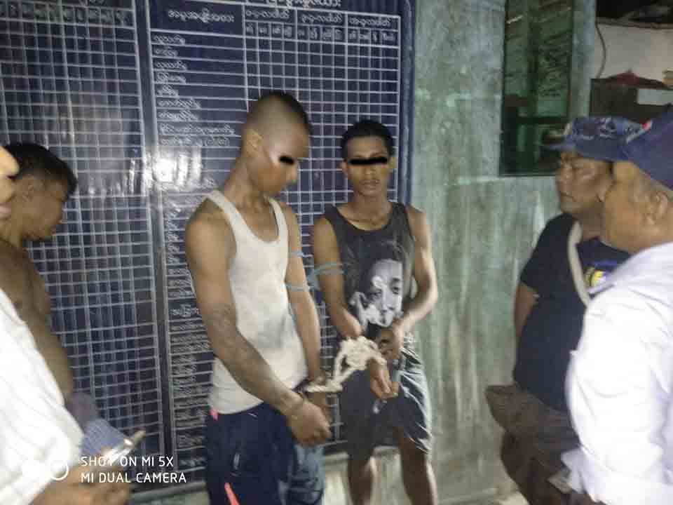 အကျဉ်းစခန်းကထွက်ပြေးတရားခံ ၂ ဦးကို ကျေးရွာသားများ ဝိုင်းဝန်းဖမ်းဆီး 