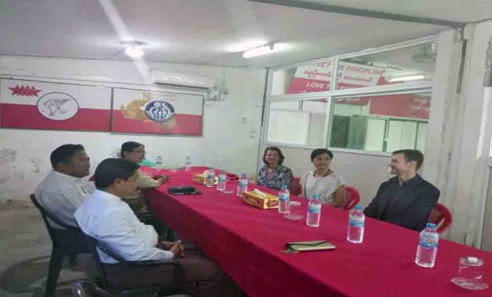 တိုက်ပွဲအတွင်း အရပ်သားများသေဆုံးမှု ကုလအထူးကိုယ်စားလှယ်ကို ရခိုင်ပါတီများတင်ပြ 
