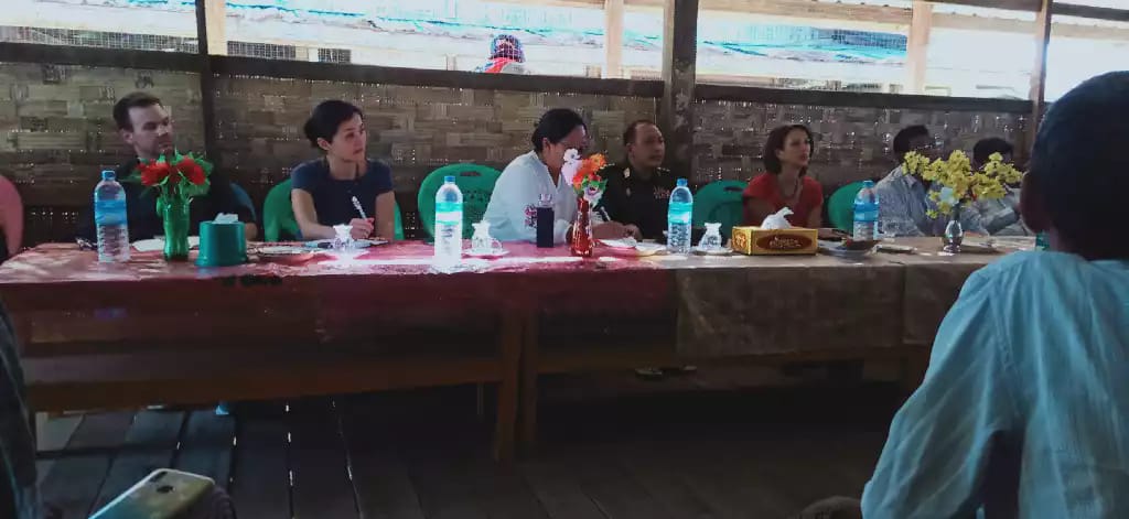 ကုလအထူးကိုယ်စားလှယ် ဆင်တက်မော် စခန်းရှိဒုက္ခသည်များနှင့်တွေ့ဆုံ