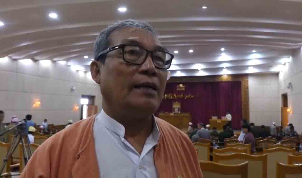 ရခိုင်ပြည်နယ်တွင် စစ်ပွဲများရပ်စဲရန် ကြိုးပမ်းနေဟု ဝန်ကြီးချုပ်ပြော 