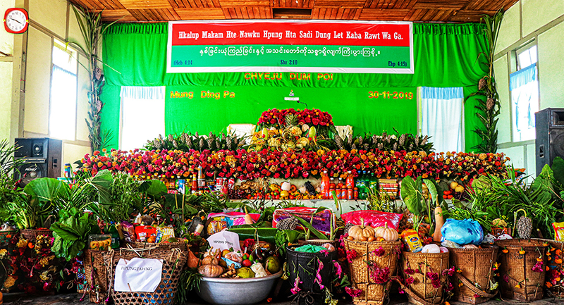 နေရပ်ပြန် စစ်ရှောင်များ၏ ကျေးဇူးတော်ချီးမွမ်းပွဲ (ဓာတ်ပုံ)