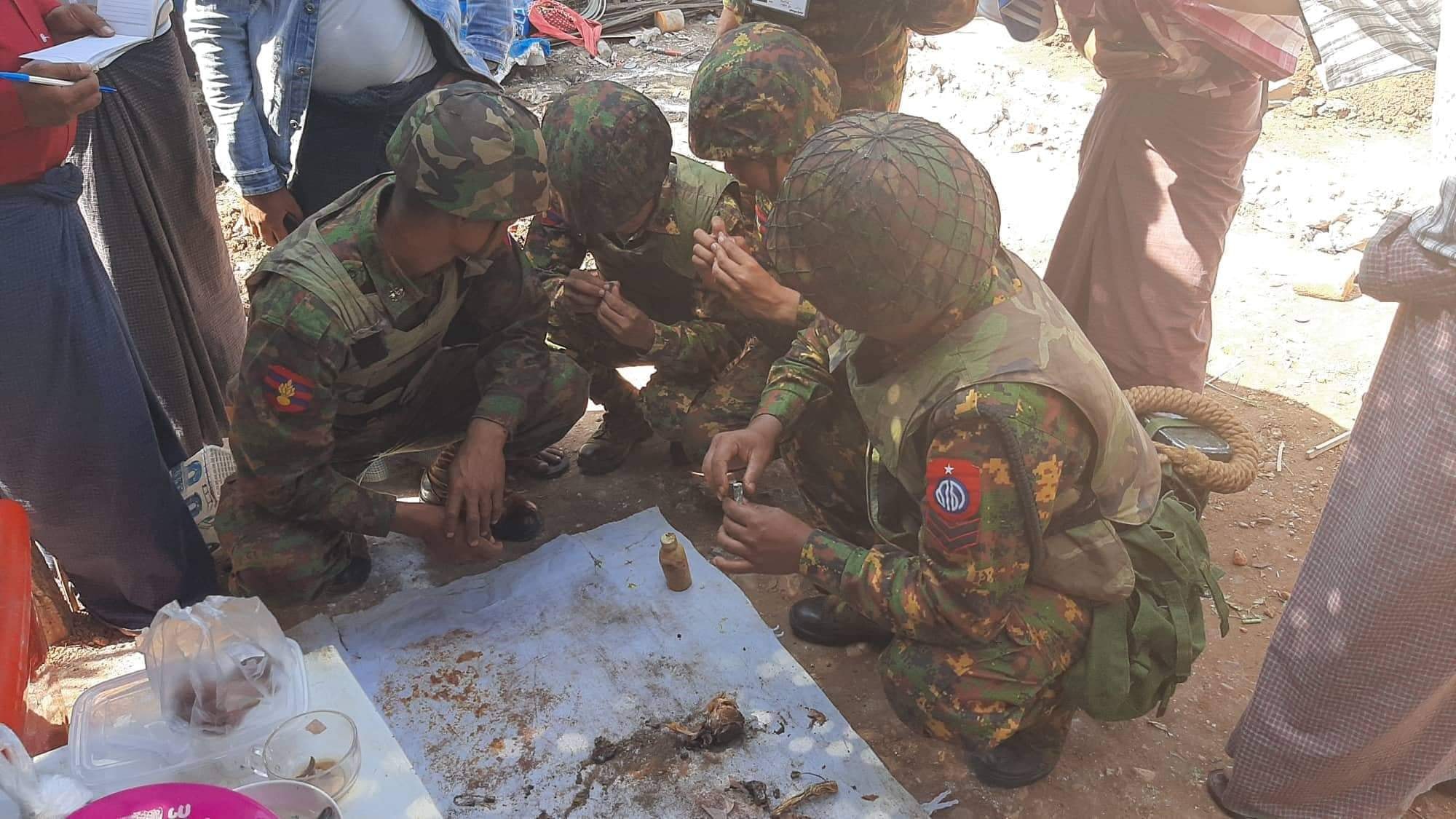 မကွေးတွင် အိမ်ဆောက်ရန် လိုင်းကျင်းတူးရာက ဗုံးနှင့် ကျည်ဆန်များတွေ့ရှိ
