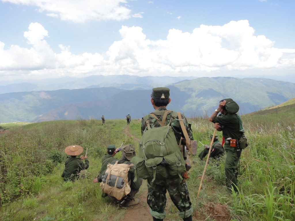 ကခ်င္စစ္ပြဲအဆံုးသတ္ရန္ အစိုးရတပ္မ်ား ဆုတ္ေပးသင့္ဟု တိုင္းရင္းသားေခါင္းေဆာင္မ်ားေျပာ