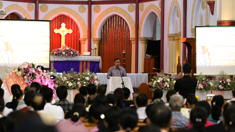 နိုင်ငံအတွက် ခရစ်ယာန်ဘာသာဝင်များ အစာရှောင် ဆုတောင်း