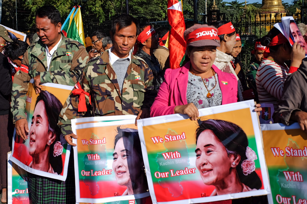 မြစ်ကြီးနားမြို့က နိုင်ငံတော်၏အတိုင်ပင်ခံပုဂ္ဂိုလ်ထောက်ခံပွဲ (ဓာတ်ပုံ)