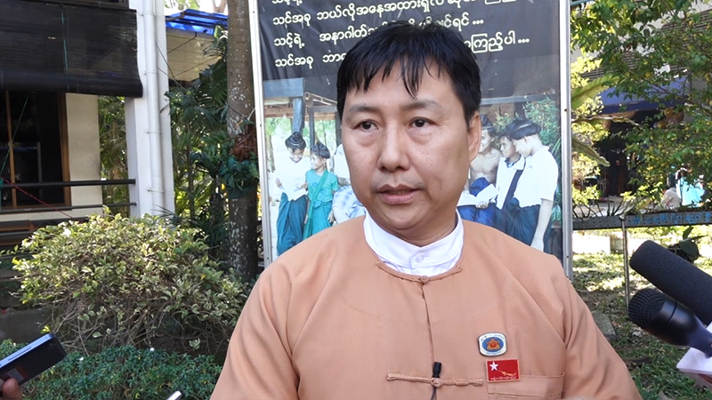 ထိုင်းနှင့် မလေးရှားသို့ အခကြေးငွေမယူဘဲ အလုပ်သမား စေလွှတ်သည့်စနစ် ကျင့်သုံးရန် တိုက်တွန်း