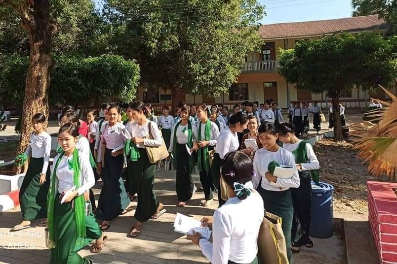 ပုသိမ်ပညာရေးတက္ကသိုလ်တွင် ဖဲကြိုးစိမ်းလှုပ်ရှားမှု ပြုလုပ်