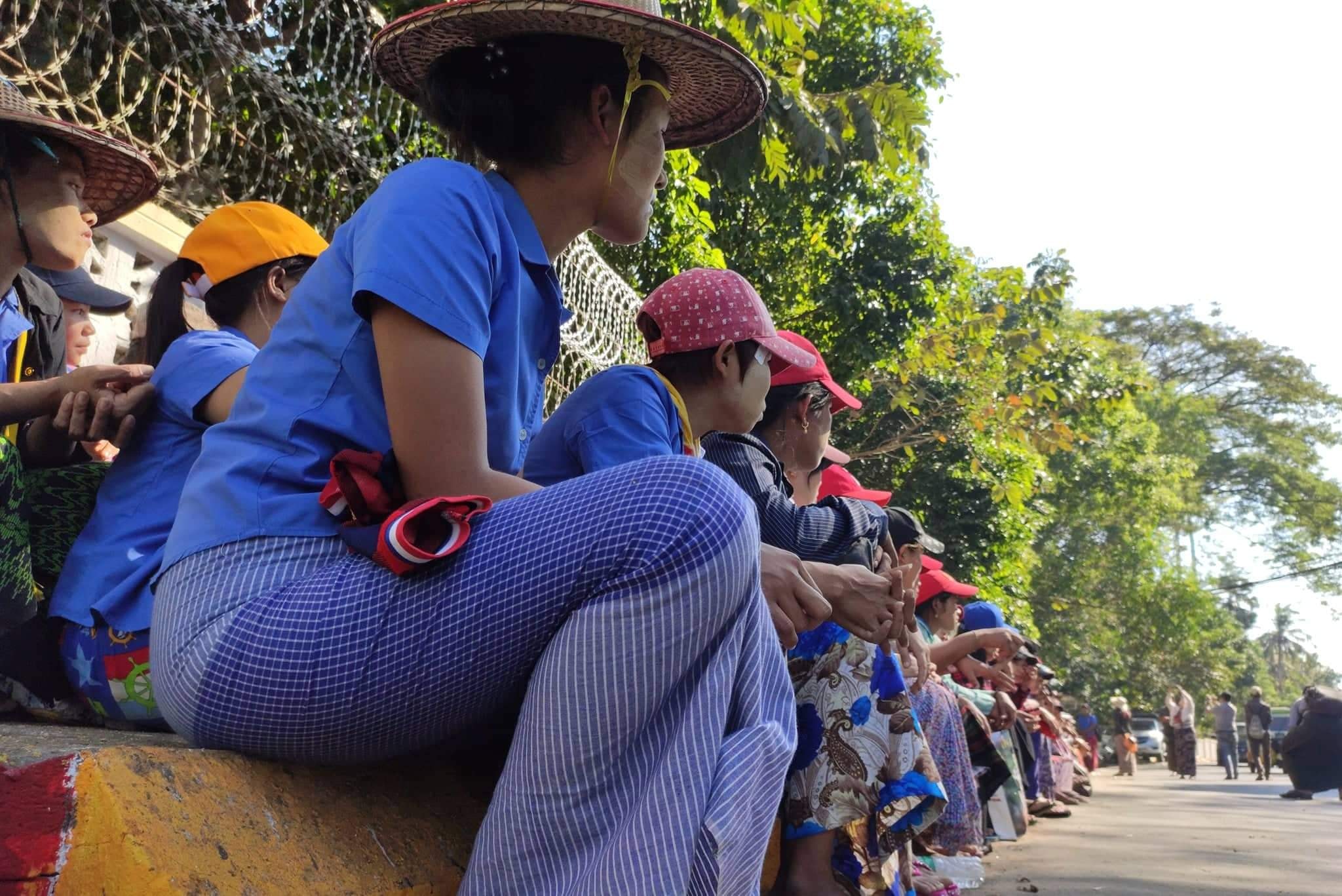အလုပ်ရှင်နှင့် သဘောတူညီချက်ရပြီးနောက် ကန်ကြီးထောင့်အလုပ်သမားသပိတ် ရပ်နား