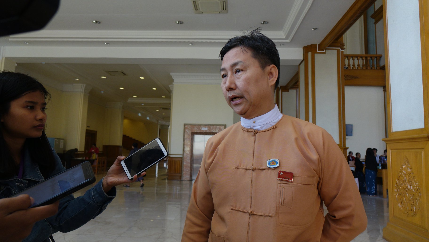 အနည်းဆုံးအခကြေးငွေဥပဒေကို ပြင်ဆင်သည့် ဥပဒေကြမ်းကိစ္စ လွှတ်တော်ကော်မတီရှင်းလင်း