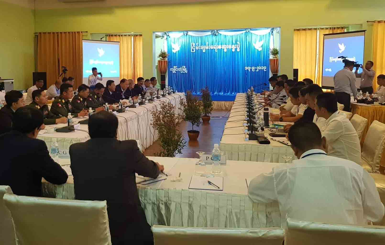 ကိုရိုနာဗိုင်းရပ်စ်ကြောင့် အစိုးရနှင့် မြောက်ပိုင်း ၄ ဖွဲ့ ငြိမ်းချမ်းရေးဆွေးနွေးပွဲ မစနိုင်သေး