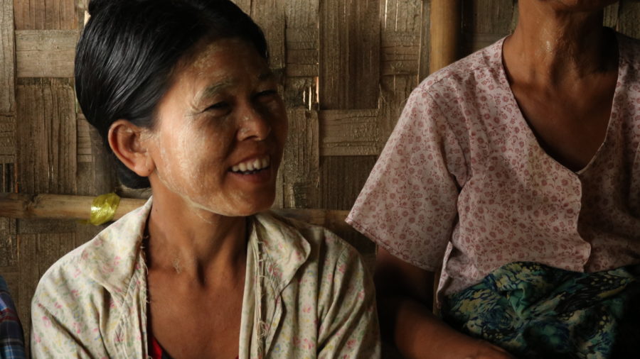 နိဗ္ဗာန်မဟုတ်တဲ့ နိဗ္ဗာန်ရွာက အမျိုးသမီးများ