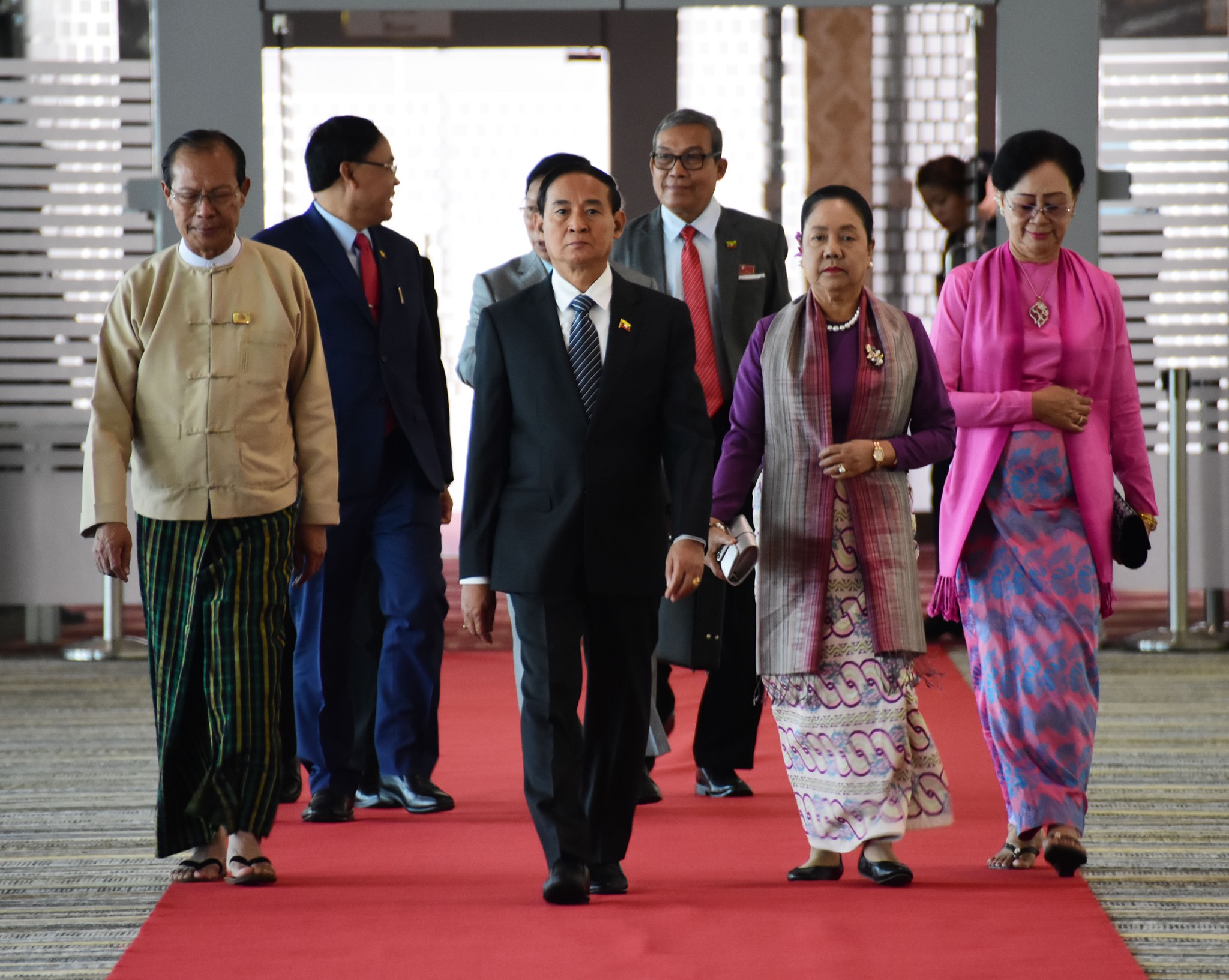 နိုင်ငံတော်သမ္မတဦးဝင်းမြင့်  အိန္ဒိယနိုင်ငံသို့ ချစ်ကြည်ရေးခရီးသွားရောက် 
