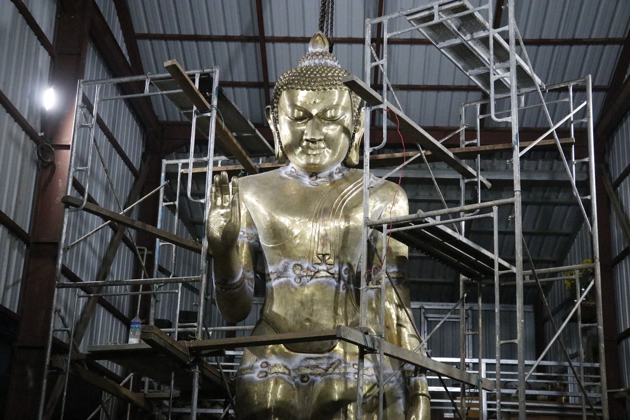 မော်စကိုမြို့တွင် ပူဇော်ထားရှိမည့် ၁၈ ပေ ဗုဒ္ဓကြေးဆင်းတုတော် ၉၀ရာခိုင်နှုန်း ပြီးစီး (ဓာတ်ပုံ) 