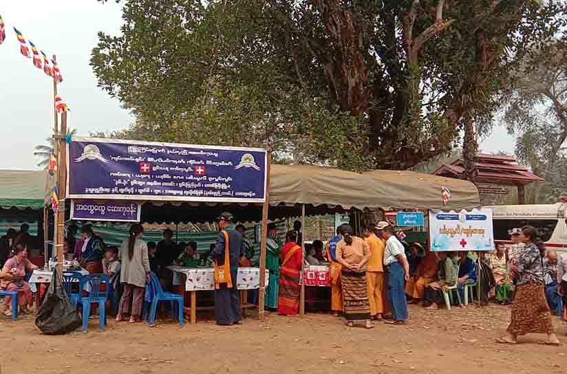 နမ့်ခုံးရှမ်းများပရဟိတ နယ်လှည့်ဆေးကုသရေးအဖွဲ့ မိုင်းတုံမြို့တွင် အခမဲ့ကုသပေး