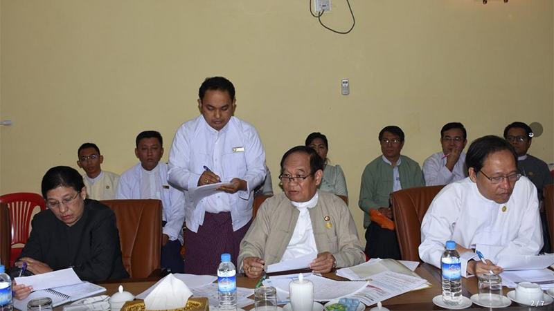 လူ ၈၀၀ ကျော်ပါ အပျော်စီးသင်္ဘော မြန်မာကို ဝင်ခွင့်မပြုသင့်ဟု ကျန်းမာရေးဝန်ကြီးဌာန အကြံပြု