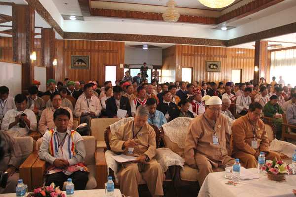 ႐ွမ္းနွင့္ကယား ယုံၾကည္မႈတည္ေဆာက္ေရး ေဆြးေနြး
