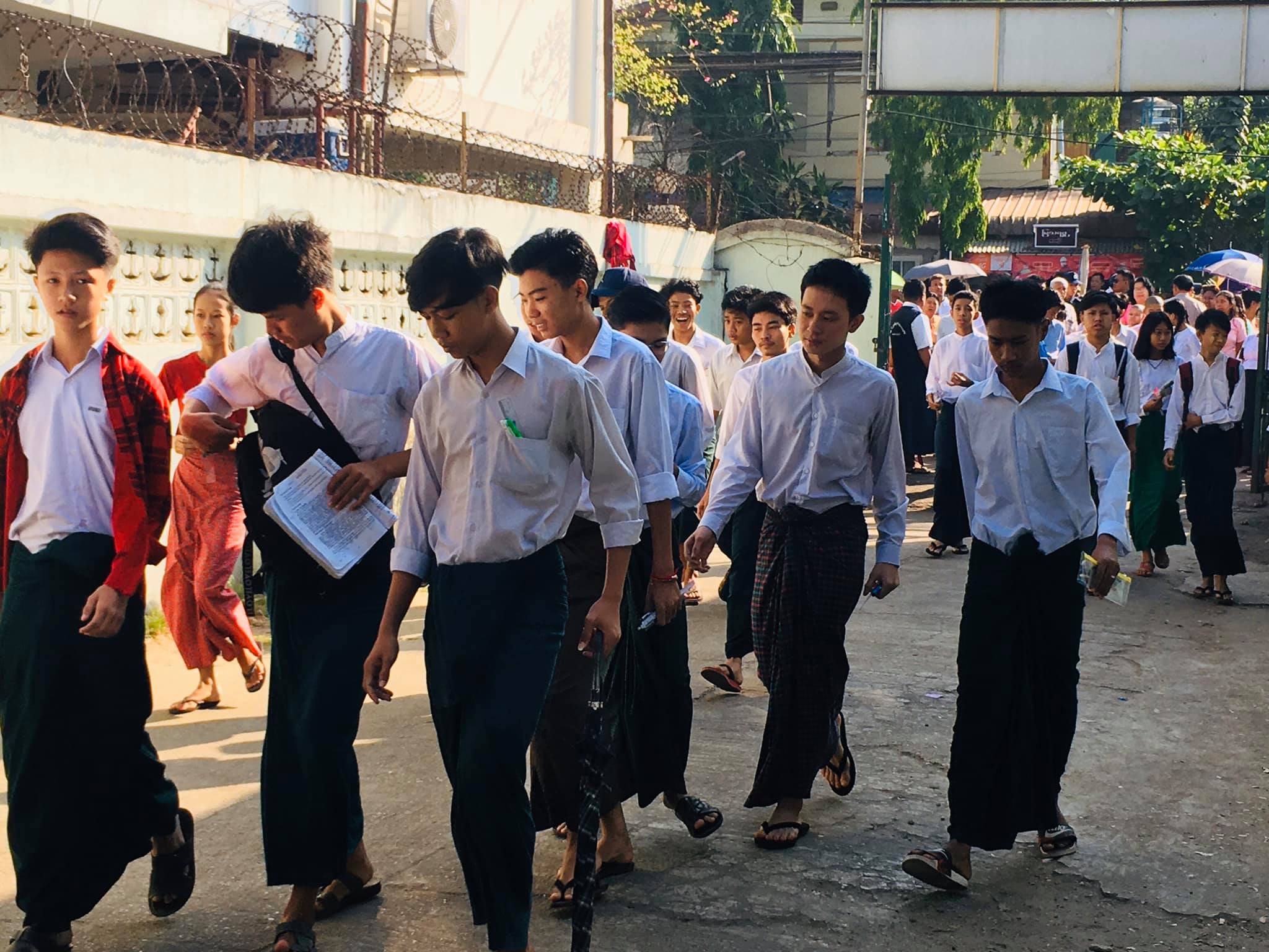 တက္ကသိုလ်ဝင်စာမေးပွဲ လာမဖြေသူ ၆ သောင်းကျော်ရှိ