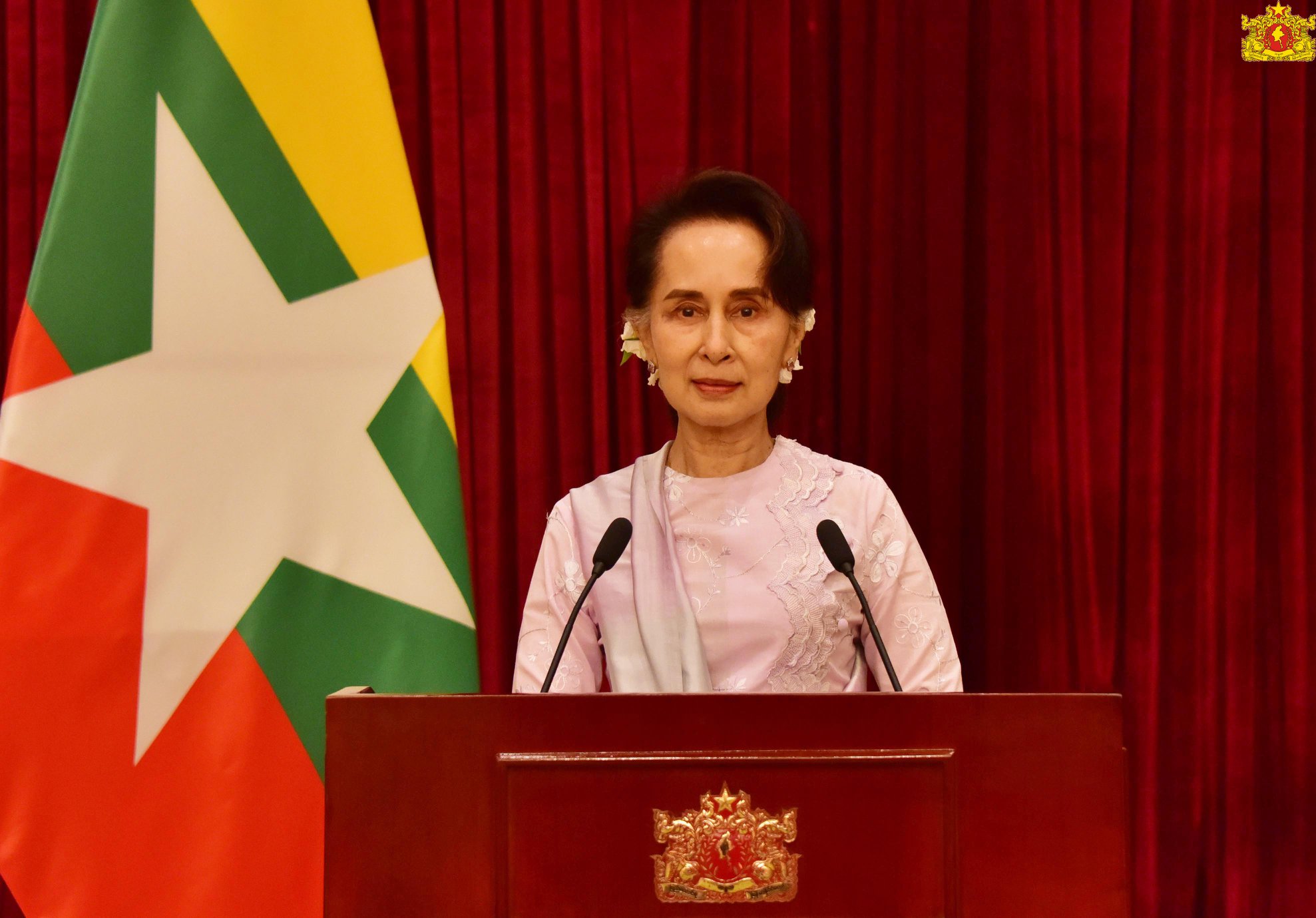 ကိုရိုနာဗိုင်းရပ်စ်ကြောင့် စီးပွားရေးထိခိုက်မှုနည်းစေရန် အခွန်လျှော့ပေးမည်ဟု အတိုင်ပင်ခံပြော