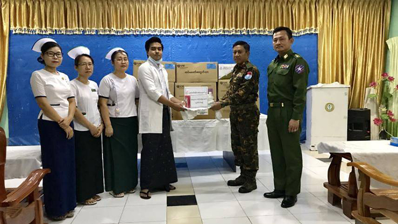 COVID-19 ရောဂါကုသရေး အထောက်အကူပြုဆေးဝါးများ တပ်မတော် လှူဒါန်း