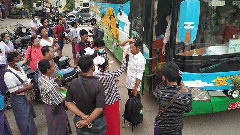 ရန်ကုန်-ချောက် အမြန်ယာဉ်ပေါ်တွင် ဖျားနာသူနှစ်ဦး ပါလာသဖြင့် ကျန်းမာရေးစစ်ဆေး