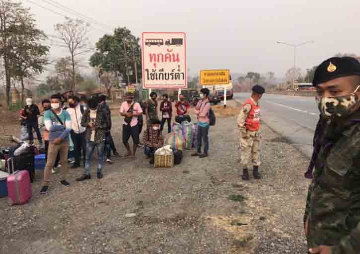 တာ့ခ်ခရိုင်တွင် ရွှေ့ပြောင်းလုပ်သားများကို ခရီးသွားလာခွင့်ပိတ်ပင်၊ မလိုက်နာသူ မြန်မာ ၇၀ နီးပါး ဖမ်းဆီးခံရ