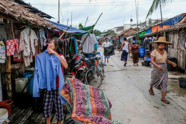 အစိုးရထောက်ပံ့မည့် ရိက္ခာအကူအညီ အမှန်တကယ်လိုအပ်နေသူများထံ ရောက်စေလို