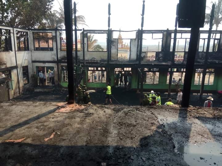 သီပေါမြို့နယ်ရှိ နမ့်လန်မြို့ဦးကျောင်းတိုက်ကြီး မီးလောင်ပျက်စီး
