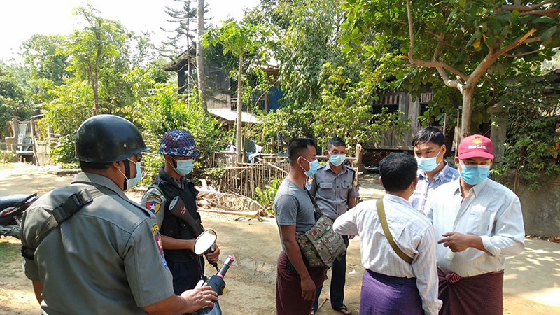 လူနာအမှတ် ၃၂ နှင့် ကားအတူစီးခဲ့သည့် ညောင်လေးပင်က အမျိုးသားကို စောင့်​ကြည့်စစ်ဆေးနေ