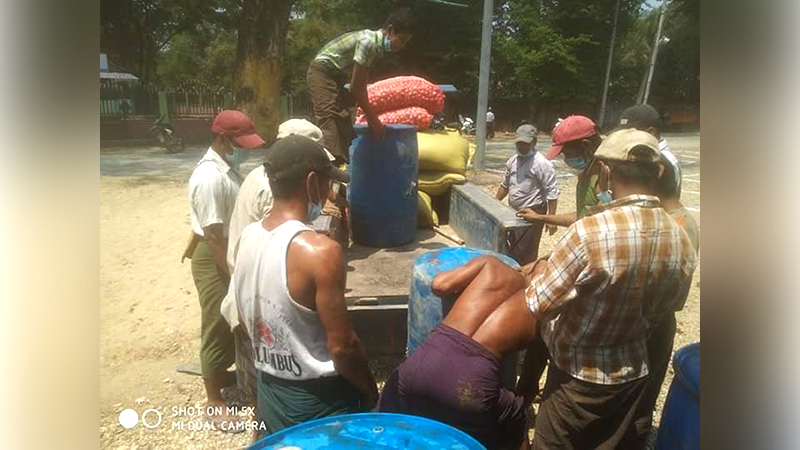 ဟင်္သာတခရိုင် မြို့နယ်အချို့၌ ပစ္စည်း၅ မျိုးထောက်ပံ့ရာတွင် ငွေကြေးကောက်ခံမှုရှိနေဟုဆို