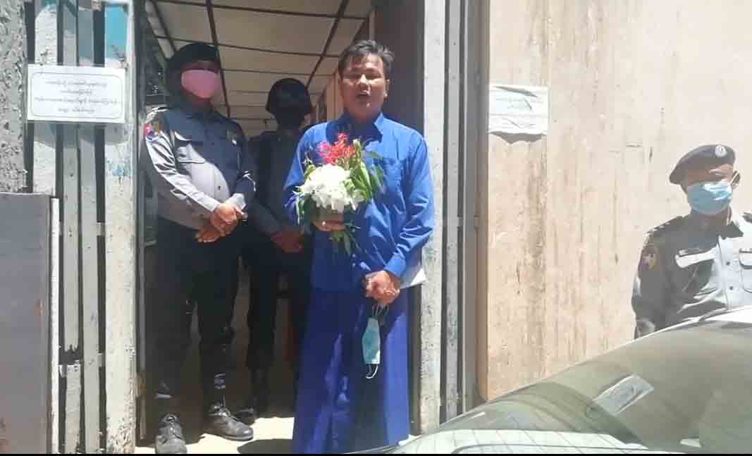တပ်မတော်က တရားစွဲထားသည့် ဗိုလ်ကြီးဟောင်းနေမျိုးဇင်ကို ကော့သောင်းတရားရုံးတွင် ၆ ကြိမ်မြောက် ရုံးထုတ်