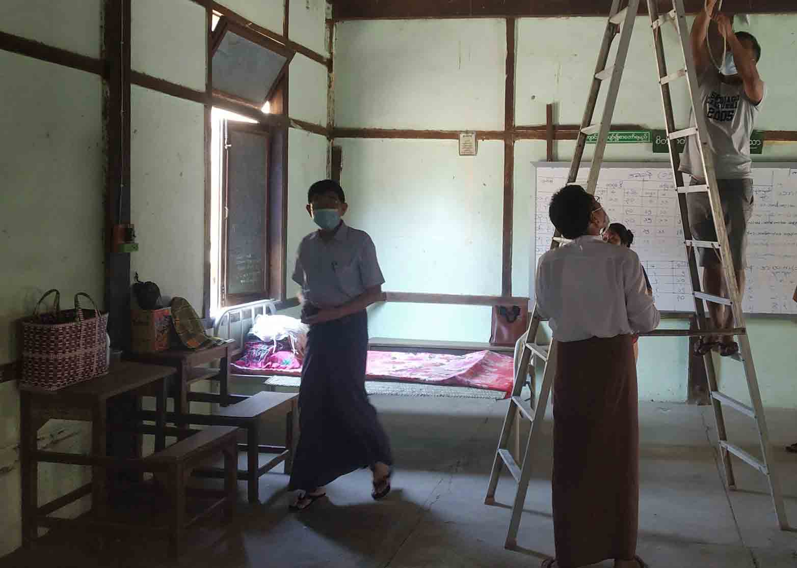 ချောက်မြို့တွင် ရန်ကုန်ကပြန်လာသည့် လွှတ်တော်အမတ်ကို Facility Quarantine ထားရှိ 