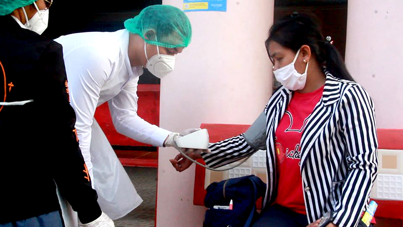 ဘားအံဆေးရုံကြီးက စောင့်ကြည့်လူနာ ၁၂ ဦး ရောဂါပိုးမတွေ့