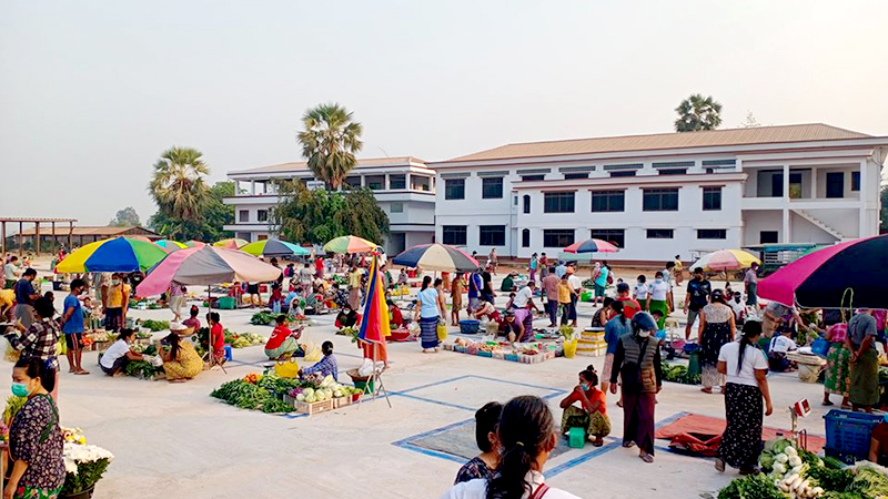 COVID-19 ကာကွယ်နိုင်ရန် ကရင်ပြည်နယ်အတွင်း ပျံကျဈေးအားလုံး ပြောင်းရွှေ့ဖွင့်လှစ်