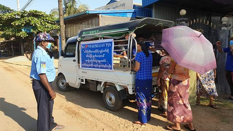 လူစုလူဝေး မဖြစ်ပေါ်စေရန် ညောင်လေးပင်မြို့တွင် အိမ်တိုင်ရာရောက်စနစ် ဈေးရောင်းချ