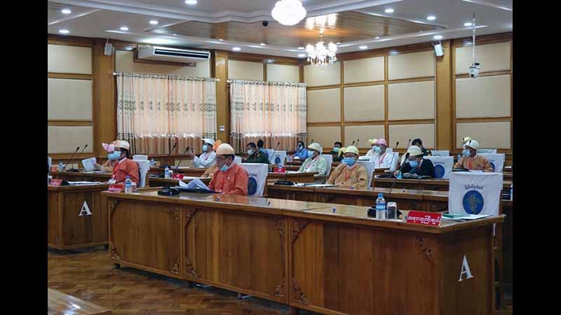 ကယားပြည်နယ်လွှတ်တော် အရေးပေါ်အစည်းအဝေးတွင် ဘတ်ဂျက်ကိစ္စဆွေးနွေး 