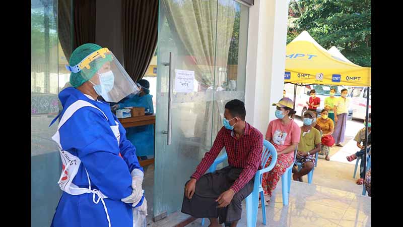 အင်းစိန်က Fever Clinic (သို့)  ကိုဗစ်ရှေ့တန်း ဆေးကုခန်းပုံရိပ်များ 