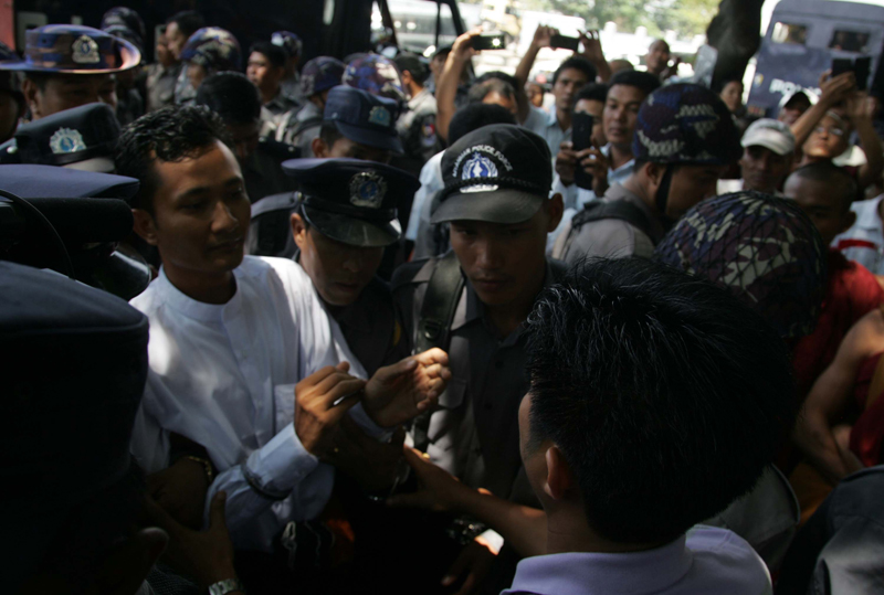 ဒီမိုကေရစီကိုသြားရန္ မီဒီယာ လြတ္လပ္ခြင့္ေပးရမည္