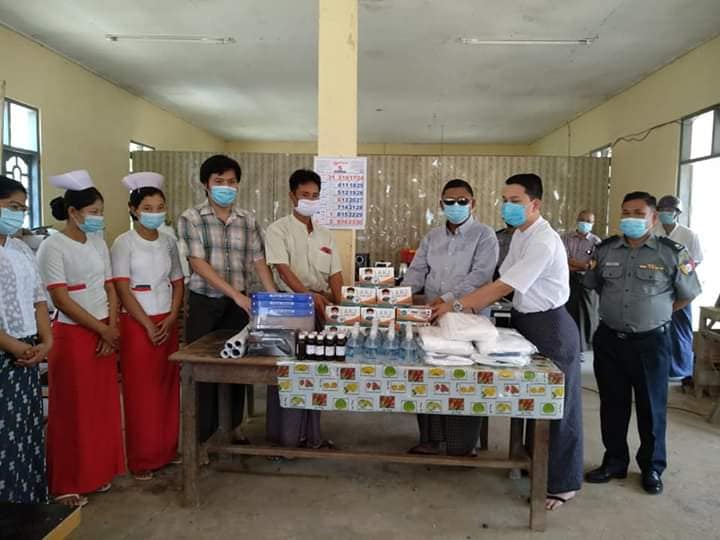 အင်္ဂပူတွင် တိုင်းအစိုးရနှင့် အလှူရှင်များစုပေါင်း၍ COVID-19 ကာကွယ်ပစ္စည်းများ ထောက်ပံ့