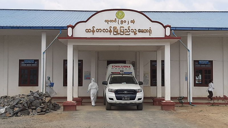 လူနာအမှတ် ၁၈၂ နှင့် မလေးရှားမှ လေယာဉ်အတူစီးပြန်လာခဲ့သူ ၁၂၀ ခန့်ရှိ