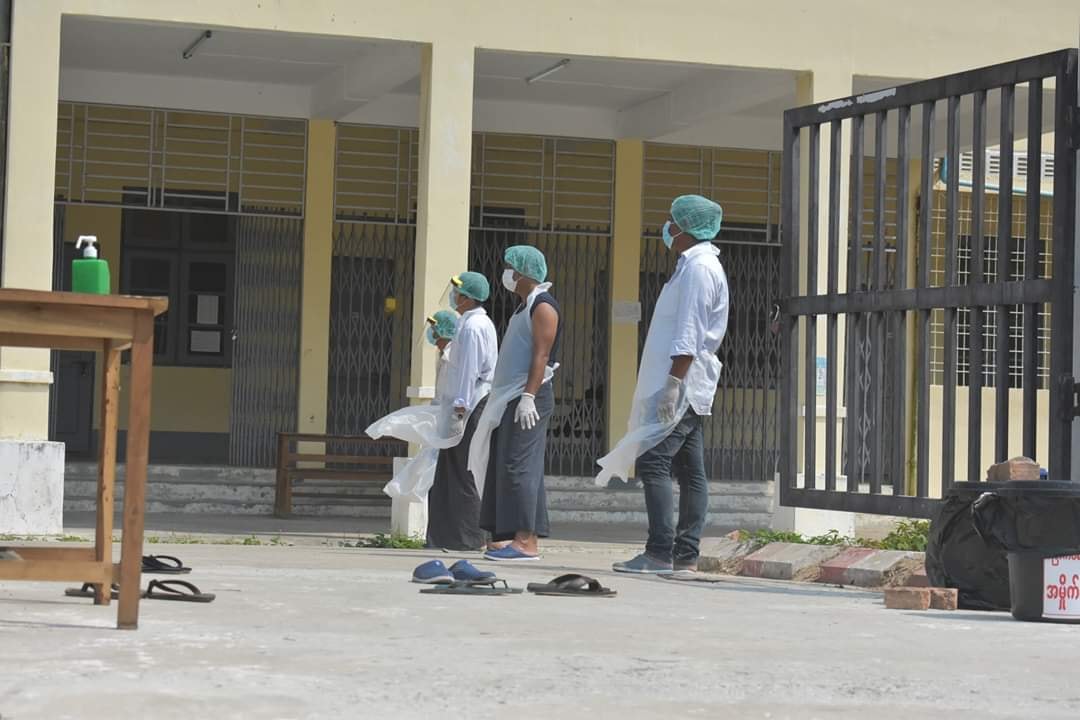 စာသင်ကျောင်းများ၌ဖွင့်ထားသည့် Quarantine စခန်းများကို တက္ကသိုလ်/ကောလိပ်သို့ ပြောင်းရွှေ့မည်
