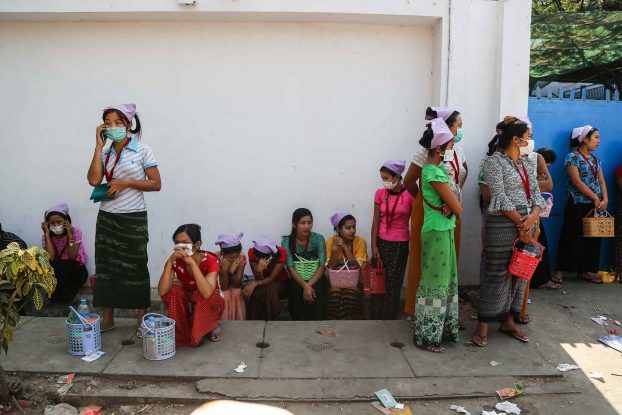 အလုပ်ထုတ်ခံရသည့် မြန်မာအလုပ်သမားများကို ဥရောပသမဂ္ဂက ထောက်ပံ့ပေးနေ