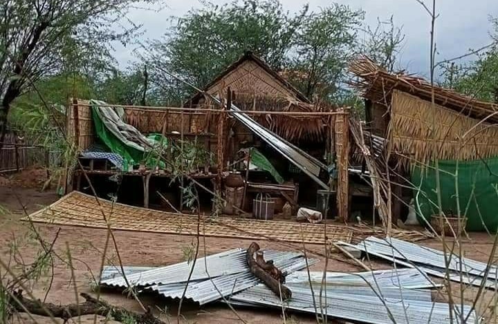 မကွေးတိုင်းတွင် မိုးသက်လေပြင်းကြောင့် နေအိမ် ၉ လုံးပြိုကျ၊ ၉၆ လုံး တစိတ်တပိုင်းပျက်စီး