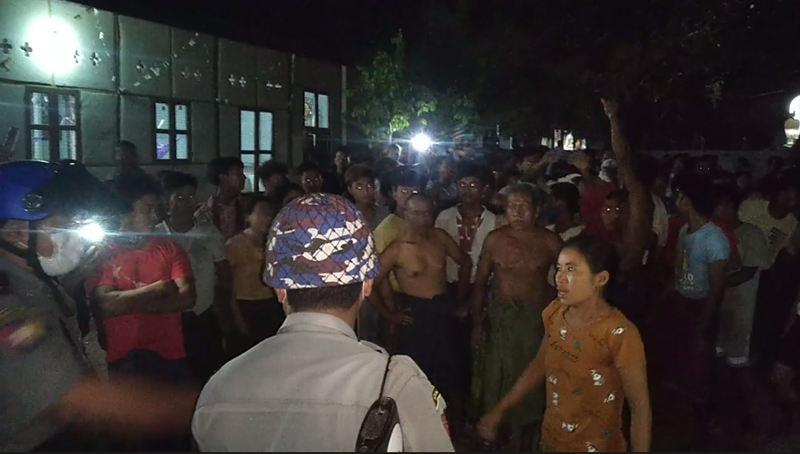 ဝက်လက်မြို့ ရွှေဂူကြီးကျောင်း၌ ထိုင်းကပြန်လာသူ ၄ ဦးထားရှိသဖြင့် ဒေသခံ ၂၀၀ ခန့် ကန့်ကွက်