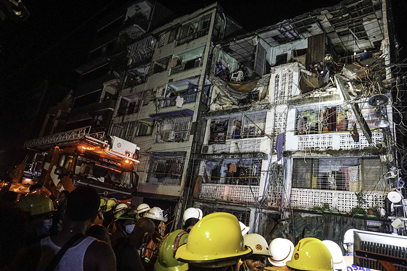 ပြိုကျခဲ့သည့် လေးထပ်တိုက်နေသူများကို စမ်းချောင်း အ.ထ.က ၃ တွင် ယာယီနေထိုင်ရန် စီစဉ်ပေး