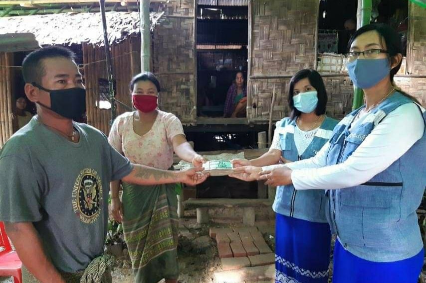 ဧရာဝတီတိုင်းတွင် မေလအတွင်း လူ ၂၀၀၀ ကျော်လေဘေးသင့်၊ ၂ လအတွင်း မိုးကြိုးပစ်ခံရပြီး  လူ ၇ ဦးသေဆုံး